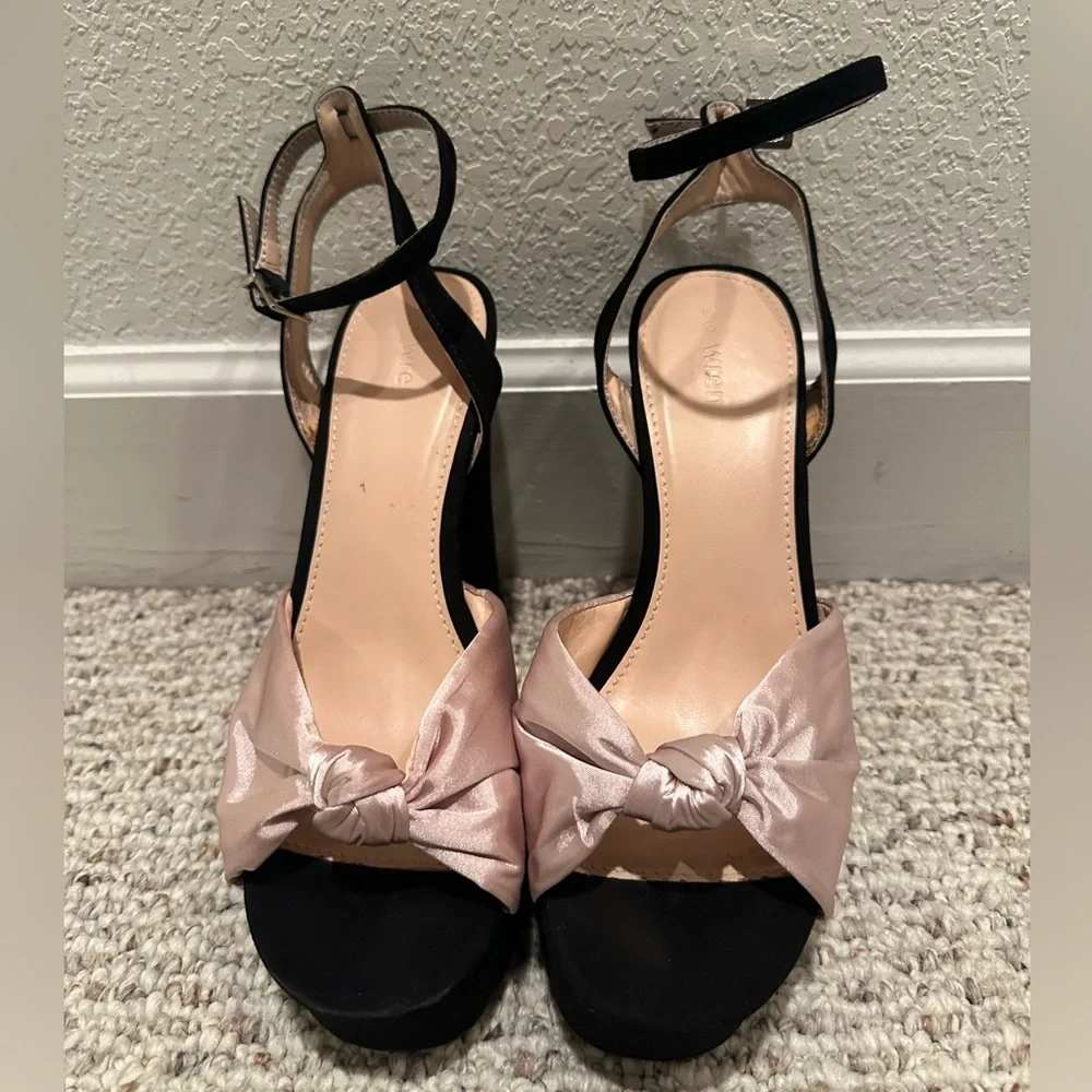 Chic platform sandals - Picture 1 of 5